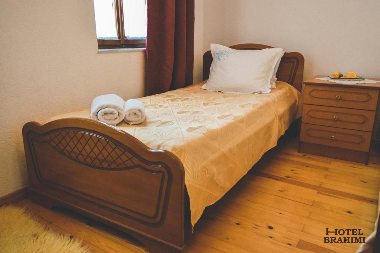 Hotel Brahimi Gjirokastra Kültér fotó