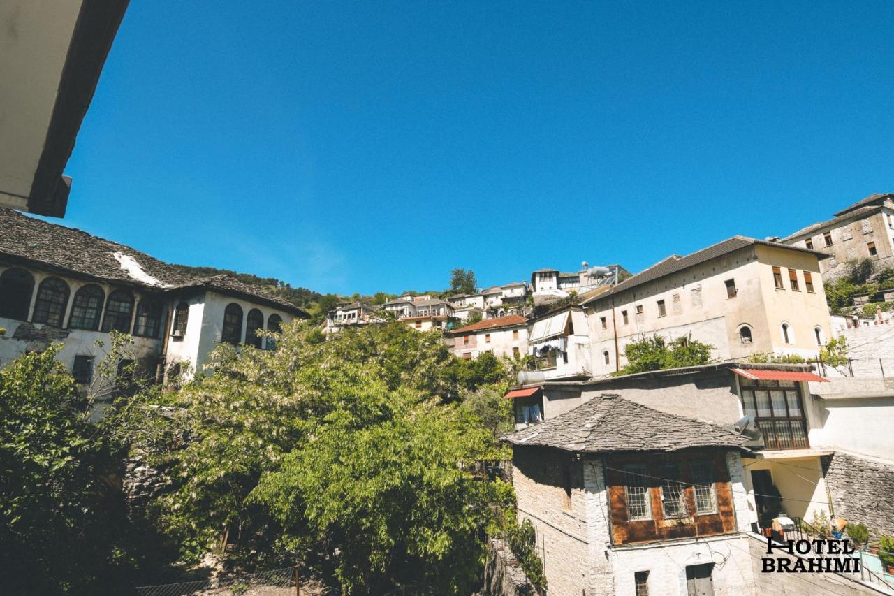 Hotel Brahimi Gjirokastra Kültér fotó
