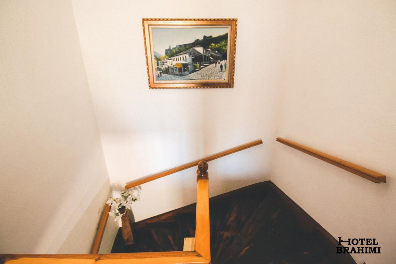 Hotel Brahimi Gjirokastra Kültér fotó